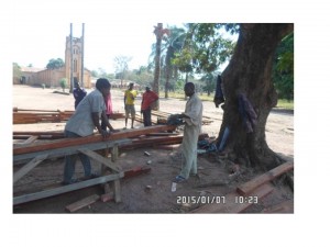 Reconstrucción sala polivalente en Doruma