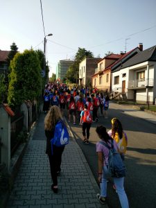 Camino a la eucaristía matutina en Bochnia